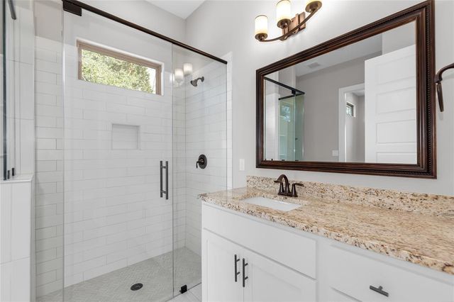 20701 Deep CRK, Lago Vista, TX 78645