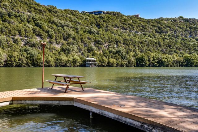 1107 Bowie RD, Austin, TX 78733