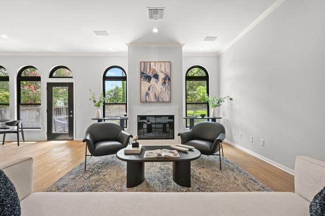 1107 Bowie RD, Austin, TX 78733