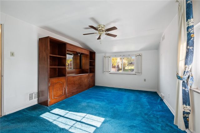 951 Rita Dr, Wilkins Twp, PA 15221