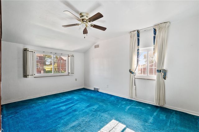 951 Rita Dr, Wilkins Twp, PA 15221