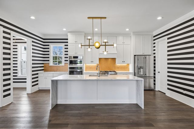 1947B Kimbark Dr, Nashville, TN 37215