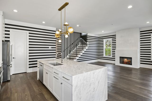 1947B Kimbark Dr, Nashville, TN 37215