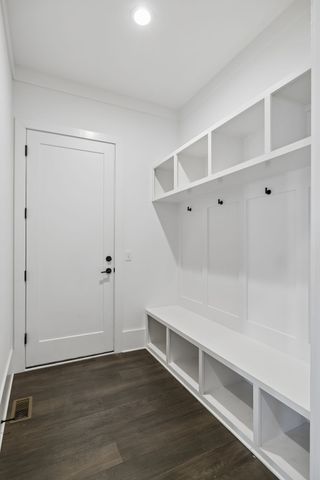 1947B Kimbark Dr, Nashville, TN 37215