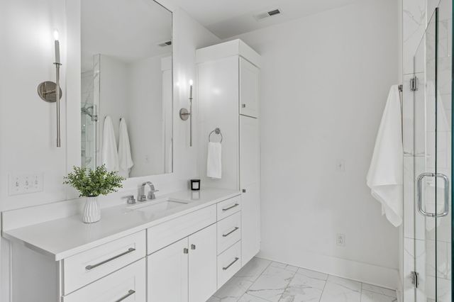 1947B Kimbark Dr, Nashville, TN 37215