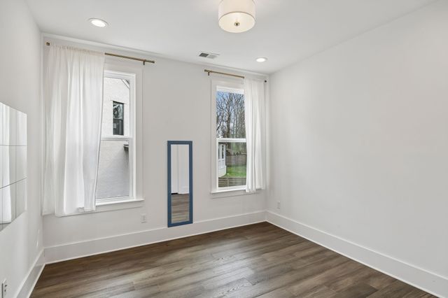 1947B Kimbark Dr, Nashville, TN 37215