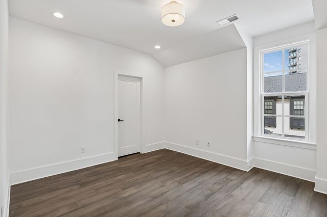 1947B Kimbark Dr, Nashville, TN 37215