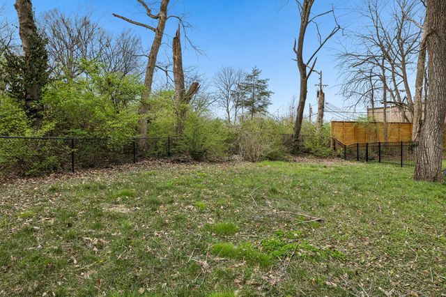 1947B Kimbark Dr, Nashville, TN 37215