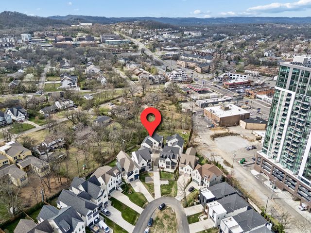 1947B Kimbark Dr, Nashville, TN 37215