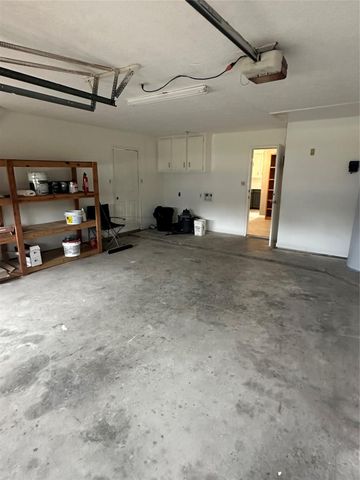 501 Cindyrella Drive, Highlands, TX 77562