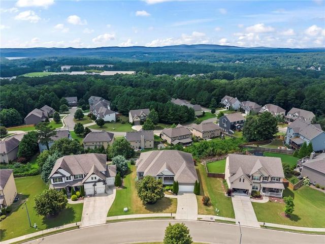 2015 Boxwood Lane, Canton, GA 30114