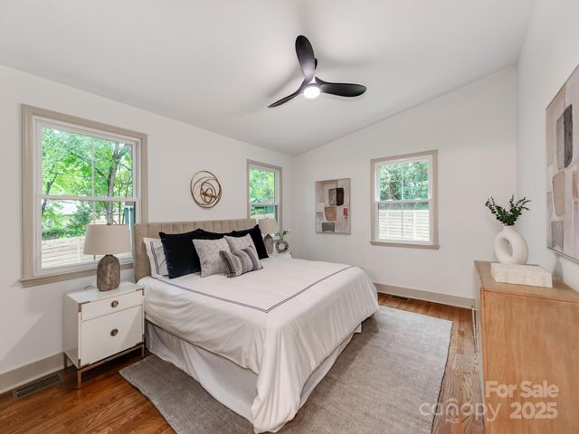 2114 Thurmond Place, Charlotte, NC 28205