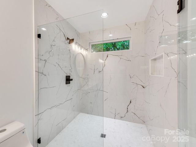 2114 Thurmond Place, Charlotte, NC 28205