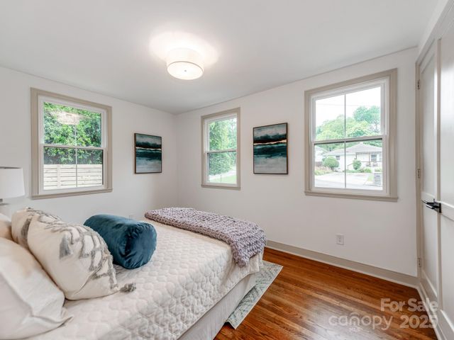 2114 Thurmond Place, Charlotte, NC 28205