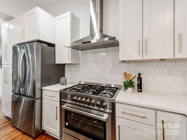 2114 Thurmond Place, Charlotte, NC 28205