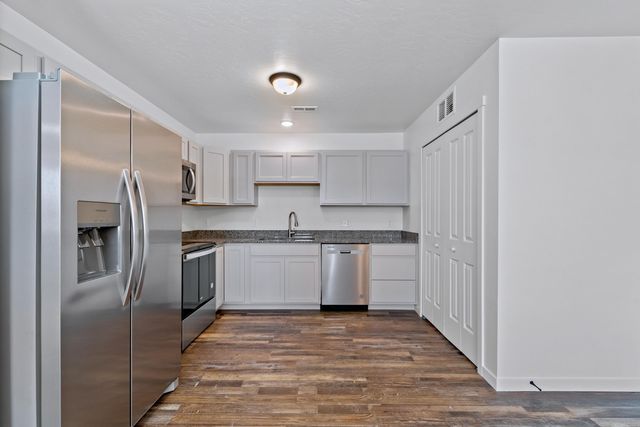 2352 Glen Canyon Avenue A, Grand Junction, CO 81505