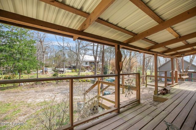 24 Hidden Hills, Arnaudville, LA 70512