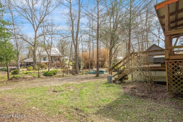 24 Hidden Hills, Arnaudville, LA 70512