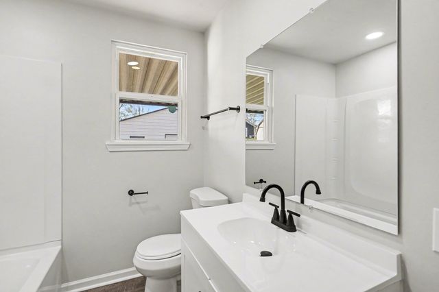 996 Maplewood Pl, Nashville, TN 37216