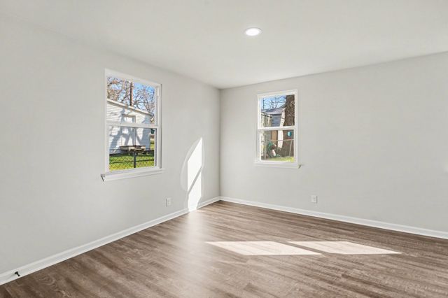 996 Maplewood Pl, Nashville, TN 37216