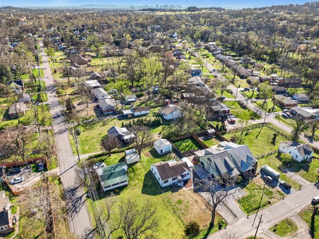 996 Maplewood Pl, Nashville, TN 37216