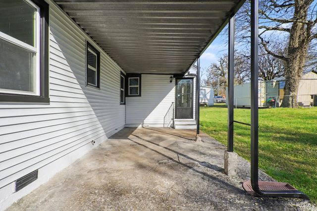 996 Maplewood Pl, Nashville, TN 37216