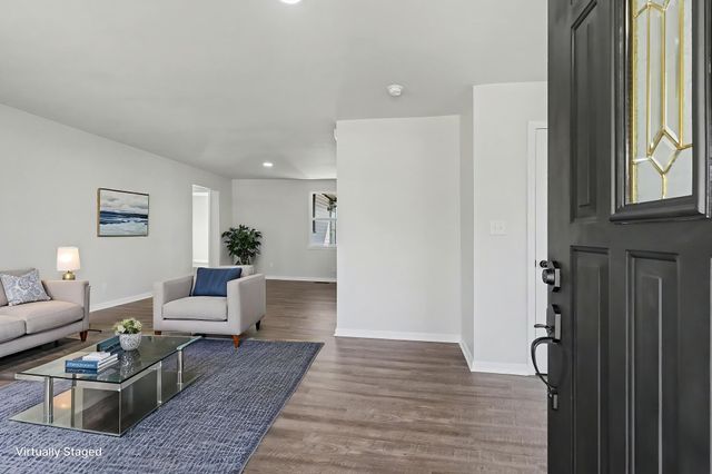 996 Maplewood Pl, Nashville, TN 37216