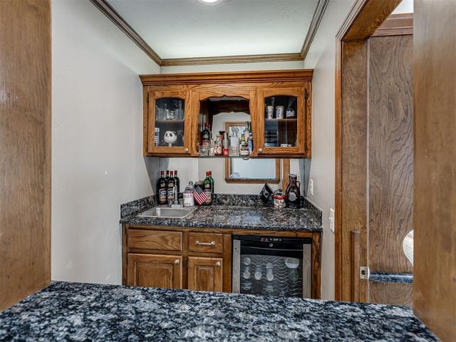 9921 Casa Linda, Oklahoma City, OK 73139