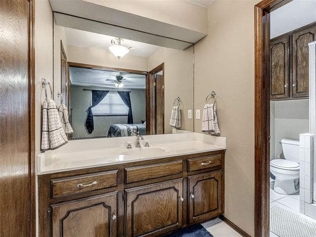 9921 Casa Linda, Oklahoma City, OK 73139