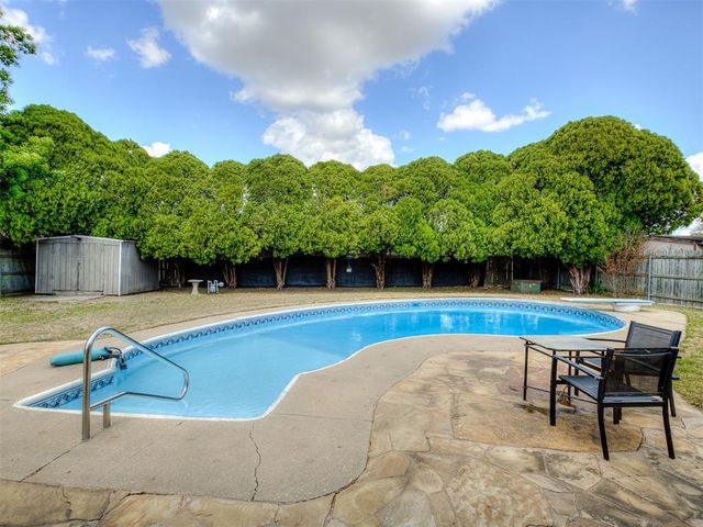 9921 Casa Linda, Oklahoma City, OK 73139