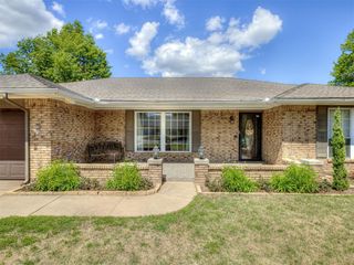 9921 Casa Linda, Oklahoma City, OK 73139