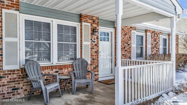 9 Ivy Place, Howell, NJ 07731