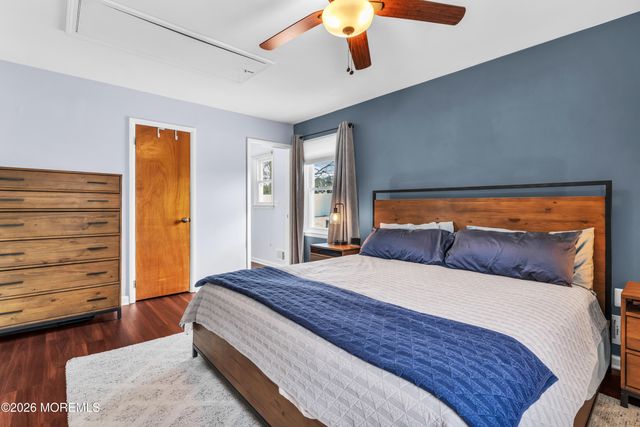 9 Ivy Place, Howell, NJ 07731