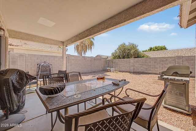 7613 E DOVER Street, Mesa, AZ 85207