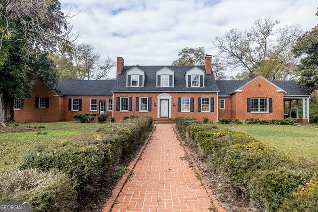 8 Old Chestnut Street, Lumpkin, GA 31815