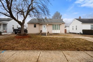 31004 Barton Street, Garden City, MI 48135