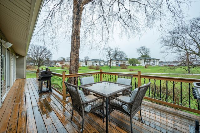 7900 Alpine Drive, Urbandale, IA 50322