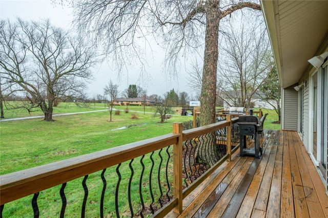 7900 Alpine Drive, Urbandale, IA 50322