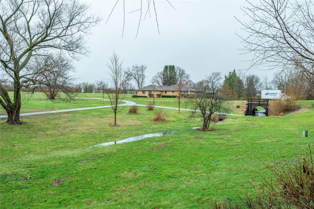 7900 Alpine Drive, Urbandale, IA 50322