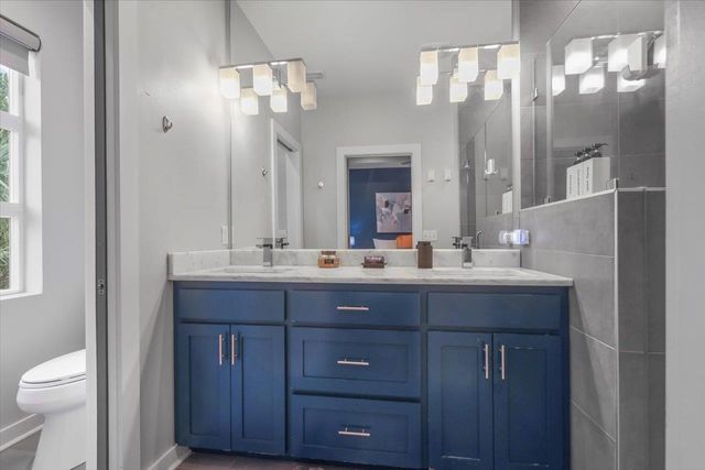 1256 N Bronough Street, Tallahassee, FL 32303