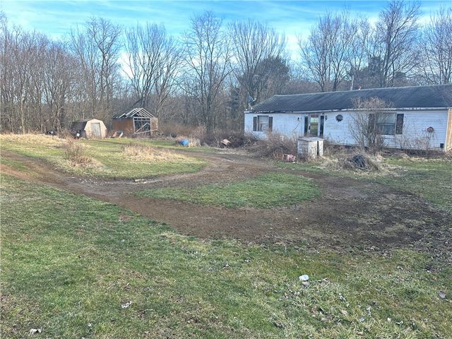 119 6th St, Rayburn Twp, PA 16201