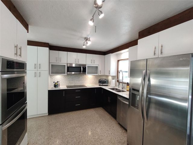 3400 CLARK DRIVE, Sarasota, FL 34234