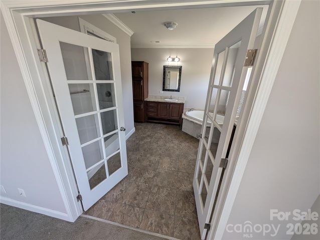 11811 Moores Chapel Road, Charlotte, NC 28214