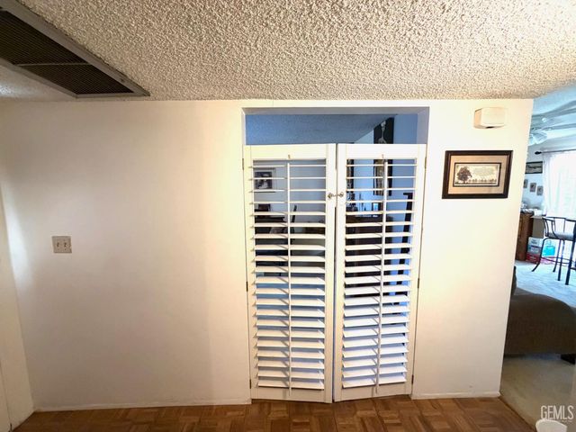 4010 Cork Lane, Bakersfield, CA 93309