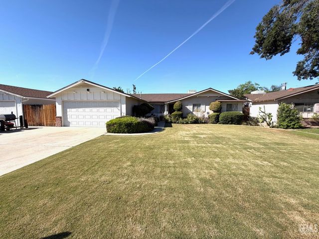 4010 Cork Lane, Bakersfield, CA 93309
