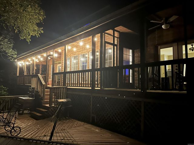 160 Lake Point Drive, Quitman, AR 72131