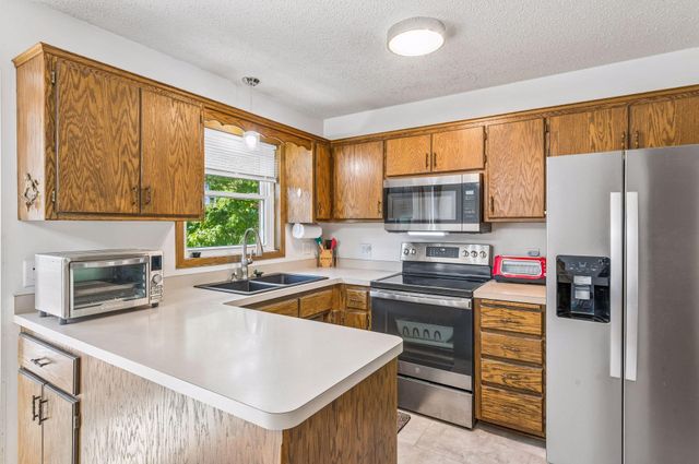 4748 Erickson Drive, New Hope, MN 55428