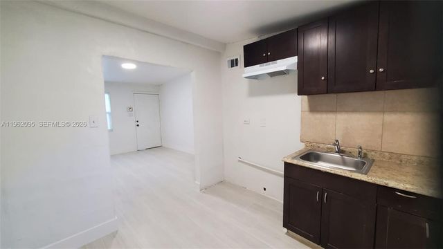 841 NW 12th Ave 1, Fort Lauderdale, FL 33311