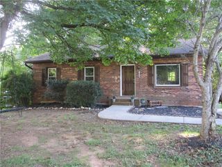 7638 Pine Street, Rural Hall, NC 27045