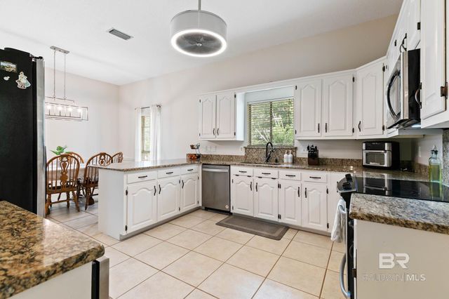 106 Black Oak Way, Daphne, AL 36526